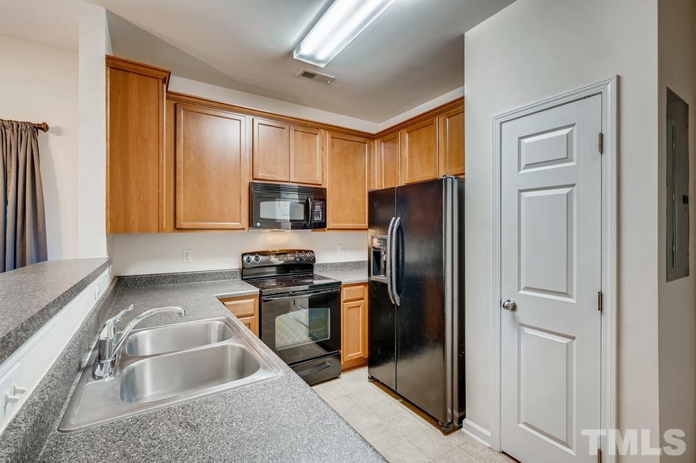 2401 Savior Street Raleigh, NC 27610 - Photo 8 of 30