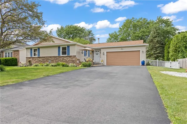 $199,900 | 59 Long Wood Drive, Greece, NY 14612