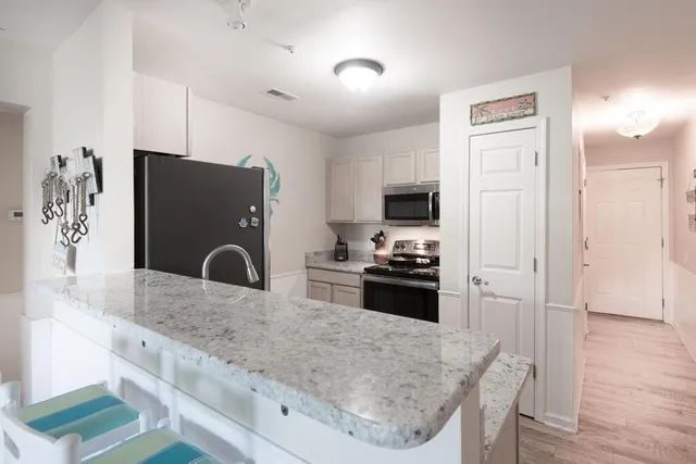 $360,000 | 2262 Folly Road, Unit 1G, Charleston, SC 29412