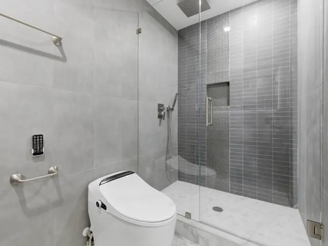 $16,000 | 2210 Northeast 3rd Avenue, Delray Beach, FL 33444