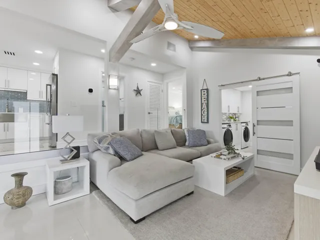 $16,000 | 2210 Northeast 3rd Avenue, Delray Beach, FL 33444