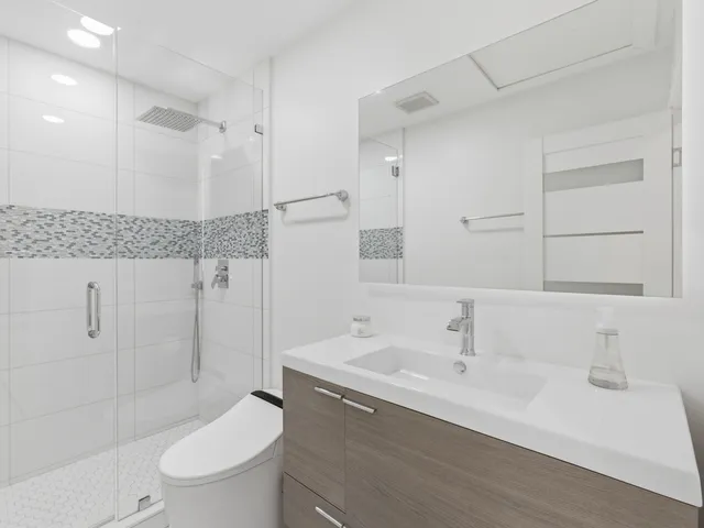 $16,000 | 2210 Northeast 3rd Avenue, Delray Beach, FL 33444