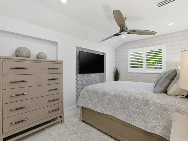 $16,000 | 2210 Northeast 3rd Avenue, Delray Beach, FL 33444