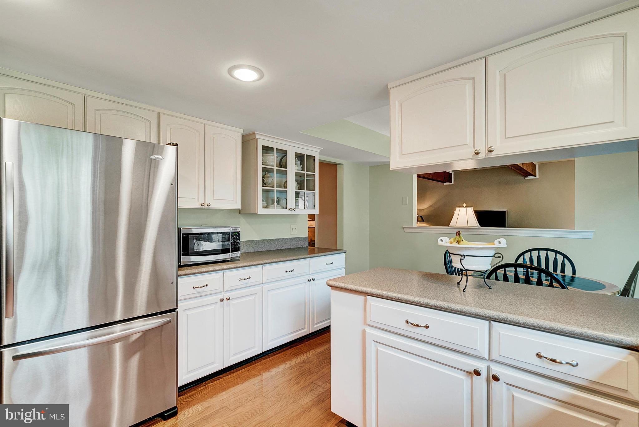 7209 Racepoint Way Alexandria, VA 22315 - Photo 12 of 30 Kitchen