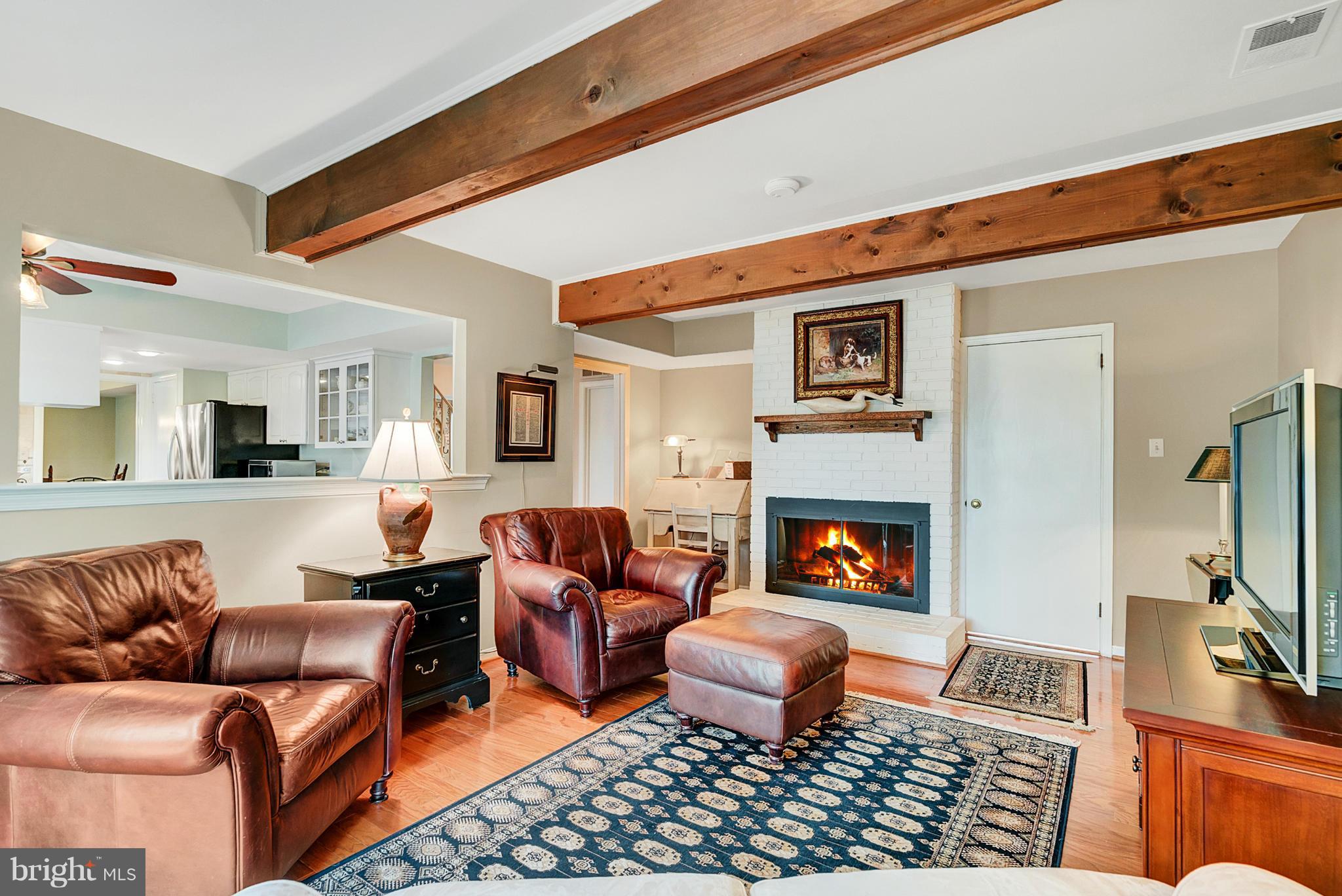 7209 Racepoint Way Alexandria, VA 22315 - Photo 13 of 30 Family Room