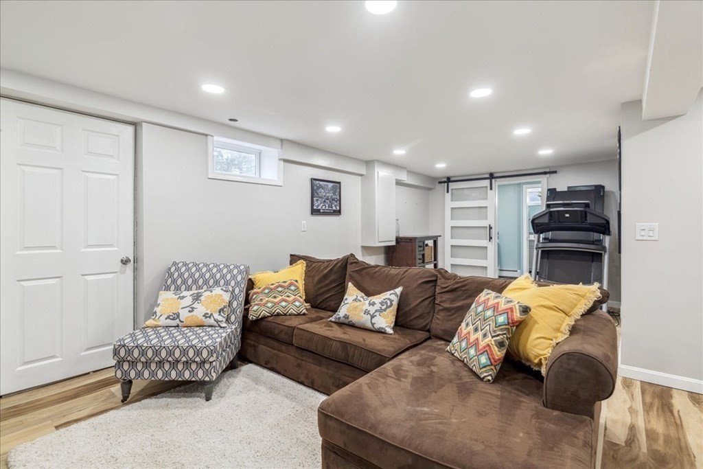 267 Forest Street Reading, MA 01867 - Photo 28 of 37 Gallery Image 28