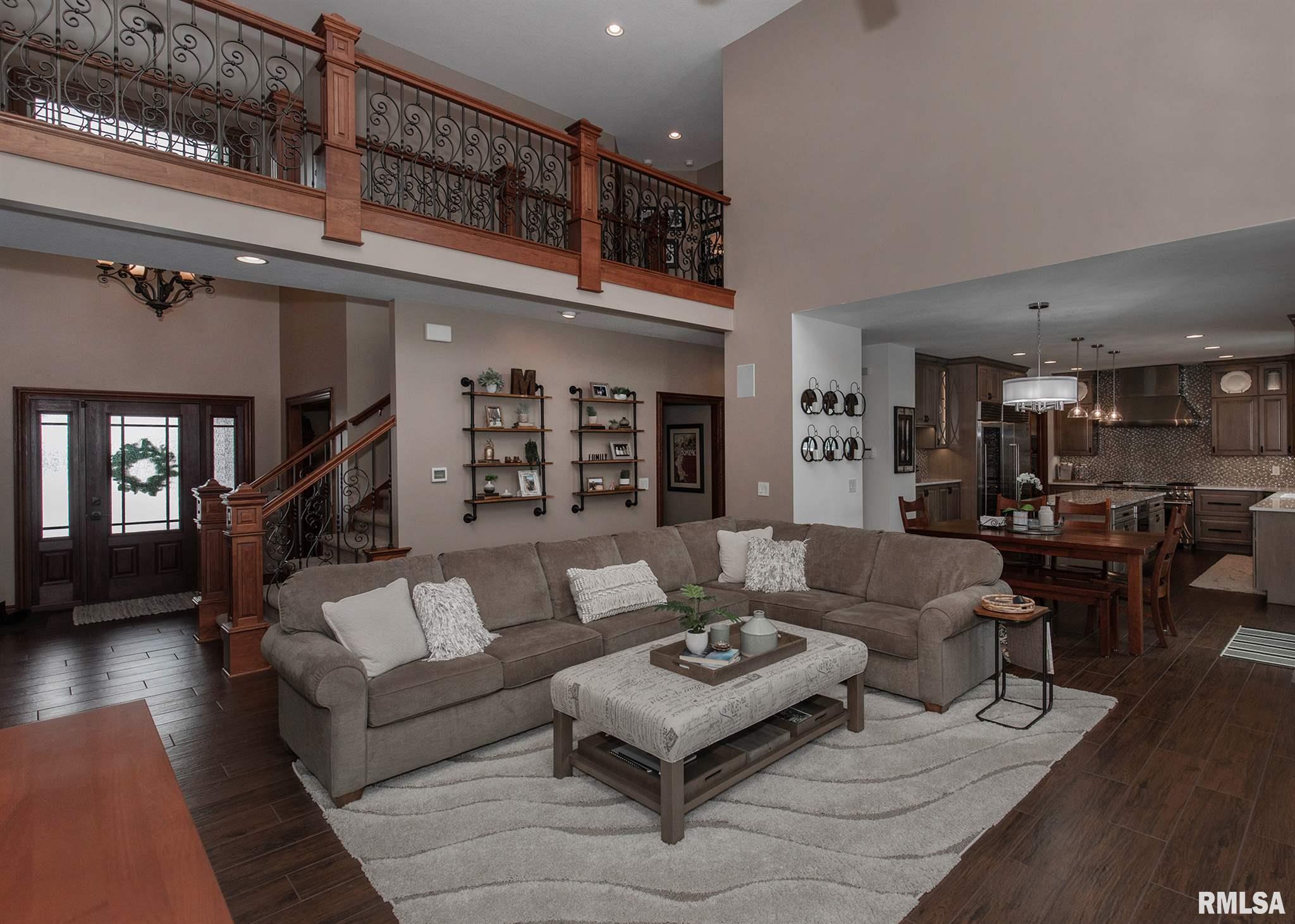 5465 Hugo Road Bettendorf, IA 52722 - Photo 6 of 50 Gallery Image 6
