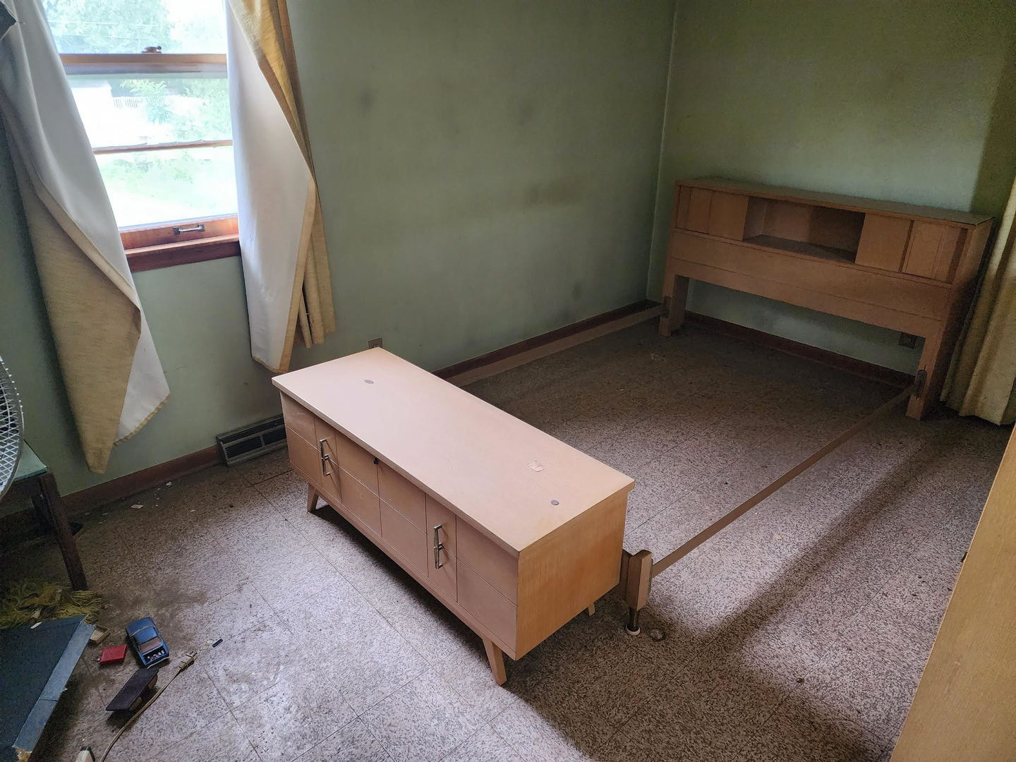 6S363 4th Street Eola, IL 60519 - Photo 11 of 18 a room with furniture and window