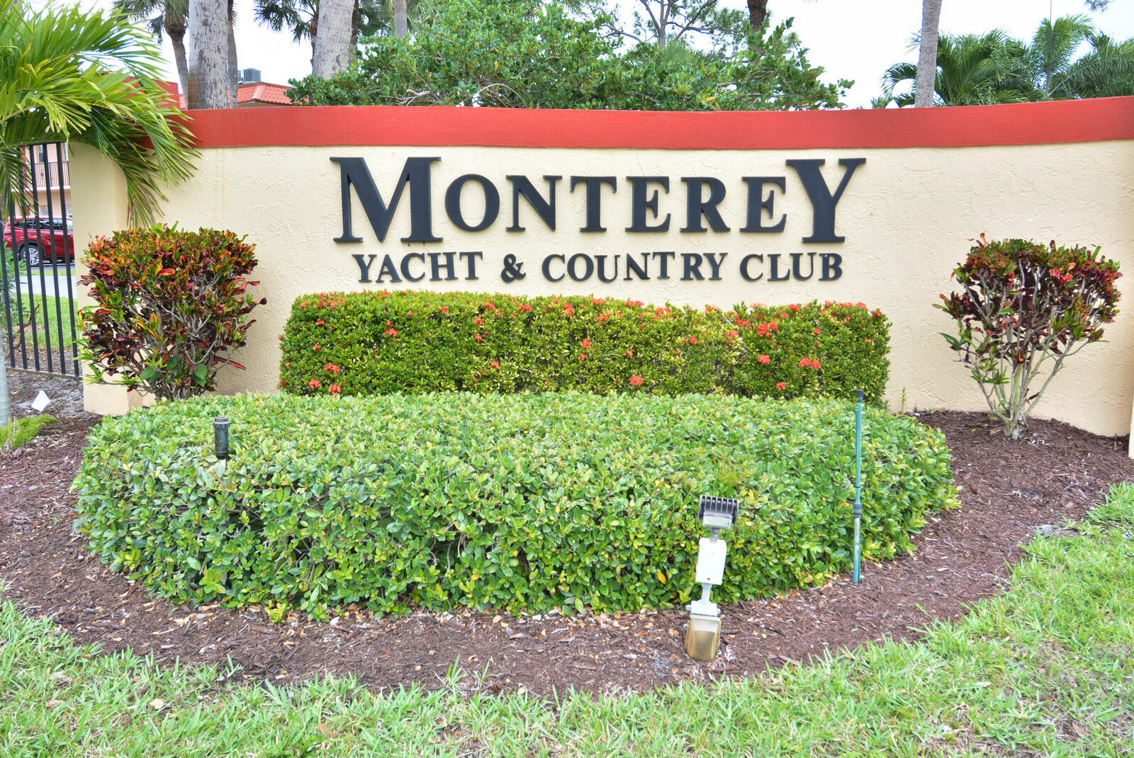 1957 Southwest Palm City Road, Unit D Stuart, FL 34994 - Photo 2 of 38 DSC_4733N