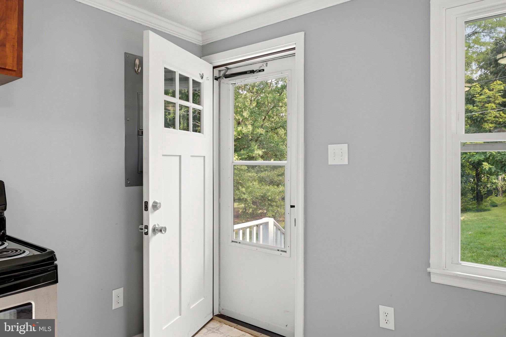 852 McDonald Road Winchester, VA 22602 - Photo 15 of 59 Kitchen side door