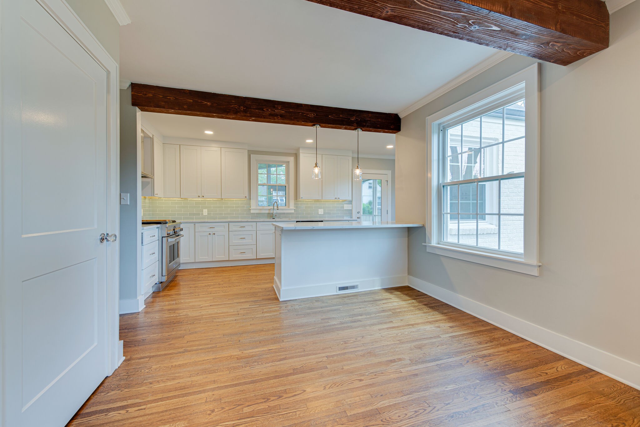 4108 Murphy Road Nashville, TN 37209 - Photo 11 of 38 Gallery Image 11