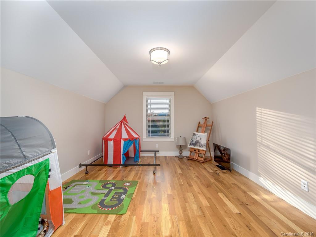 111 Noble Road Fairview, NC 28730 - Photo 15 of 23 Gallery Image 15