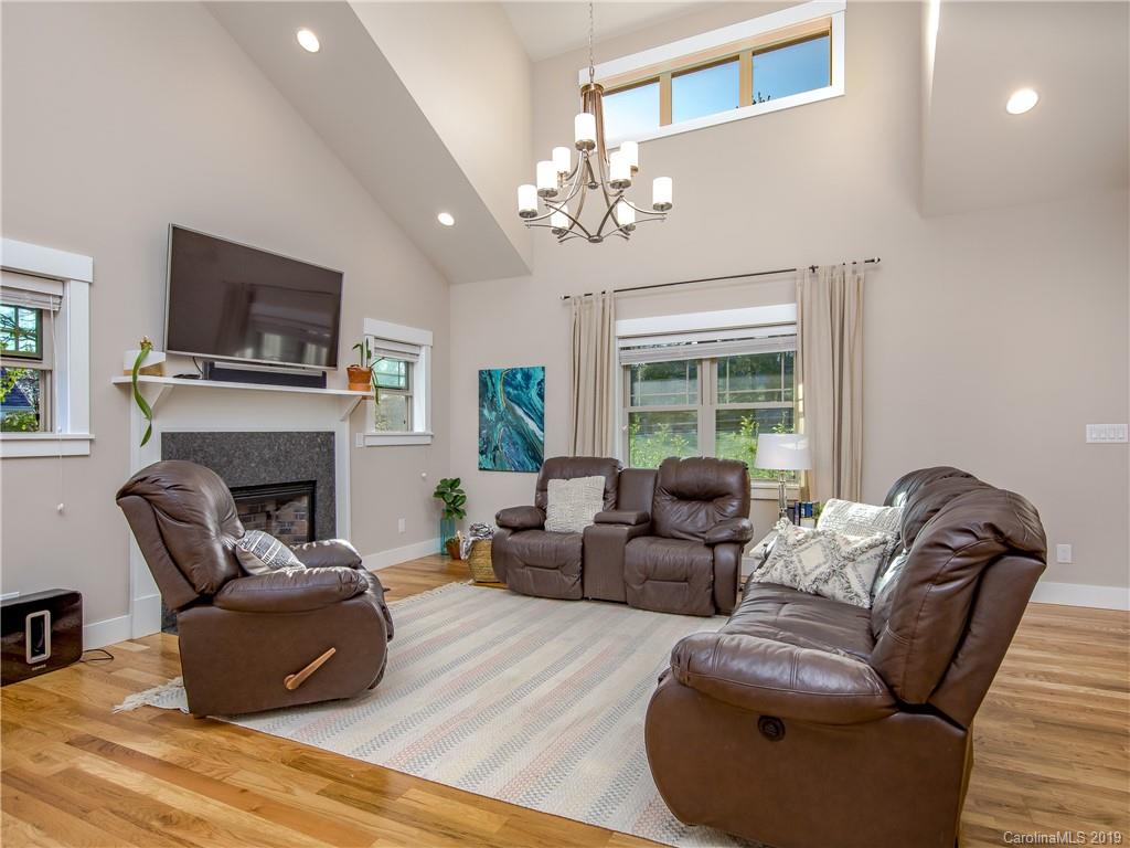 111 Noble Road Fairview, NC 28730 - Photo 4 of 23 Gallery Image 4
