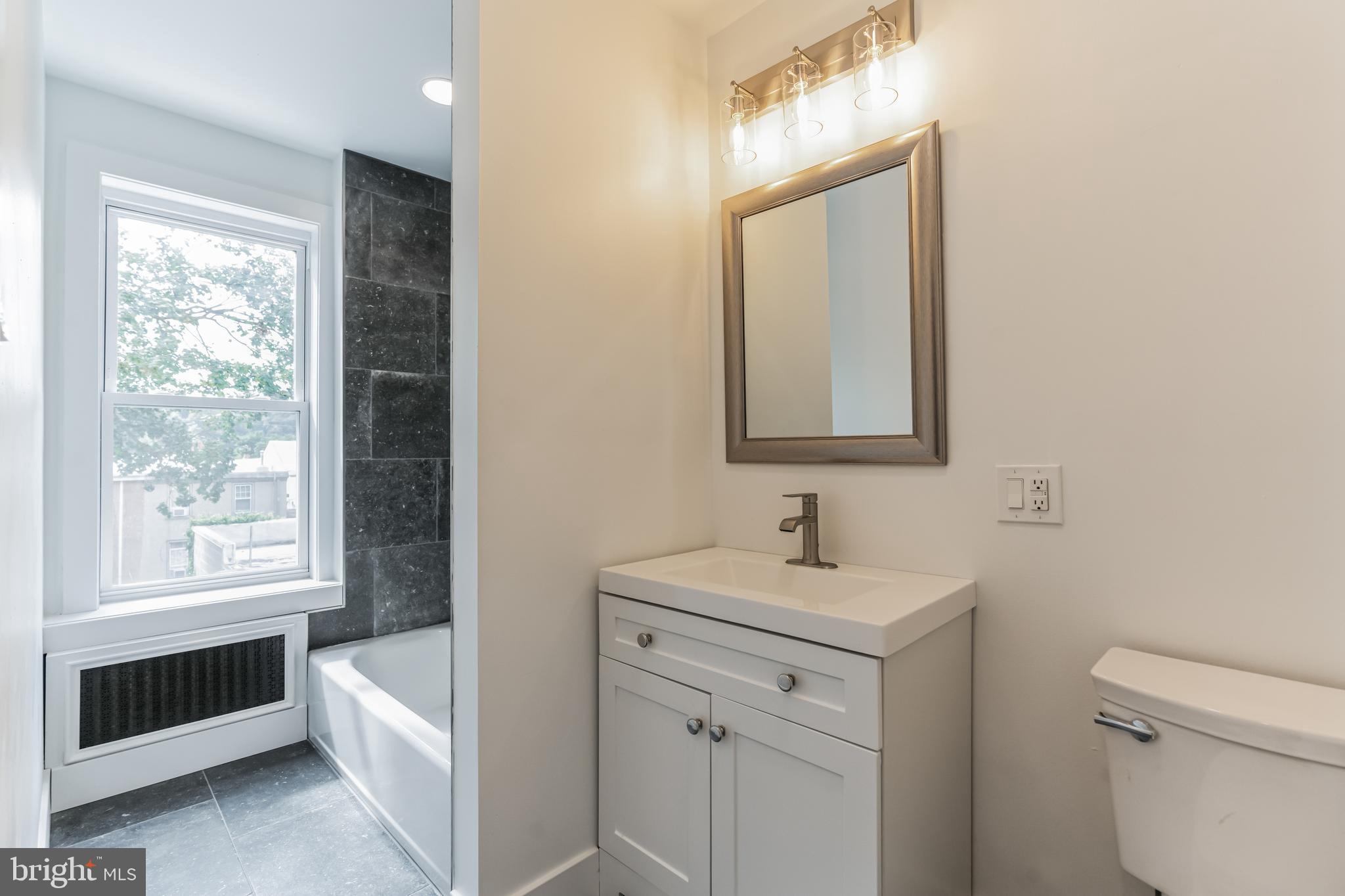 3860 Terrace Street Philadelphia, PA 19128 - Photo 19 of 32