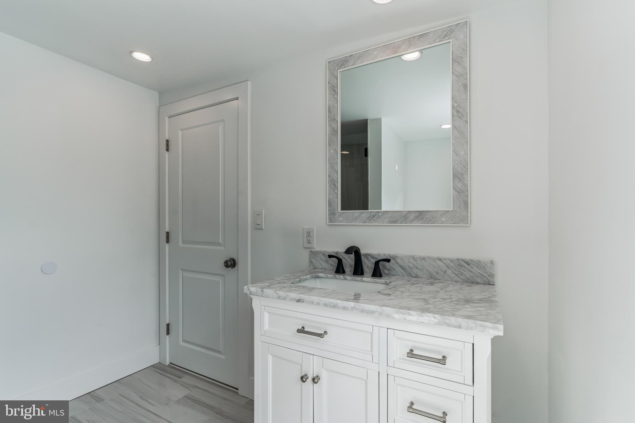 3860 Terrace Street Philadelphia, PA 19128 - Photo 28 of 32