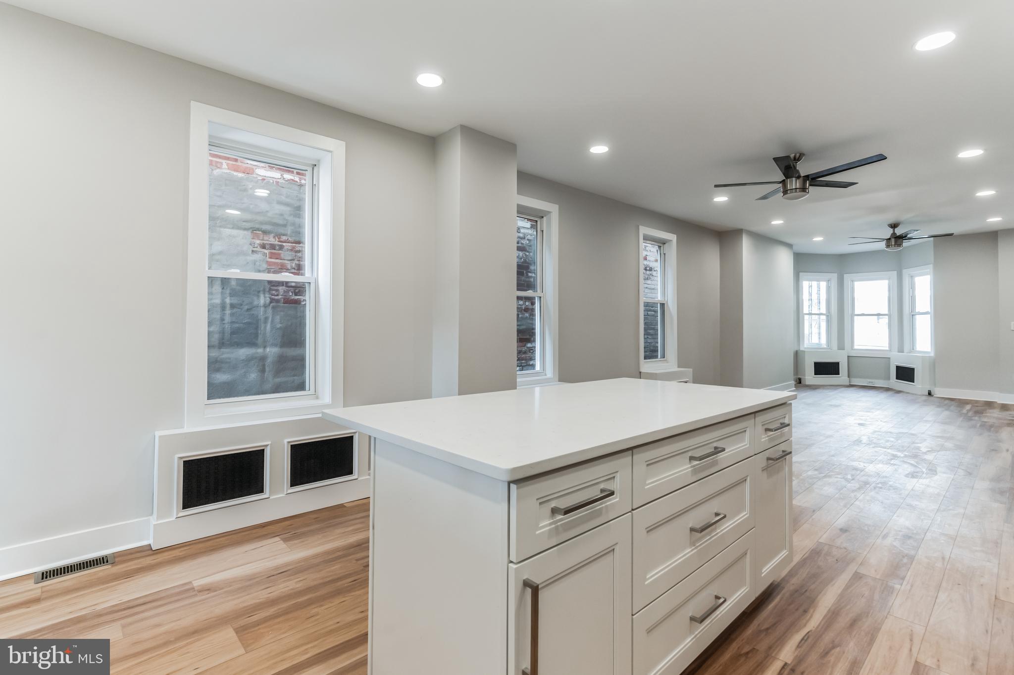 3860 Terrace Street Philadelphia, PA 19128 - Photo 10 of 32