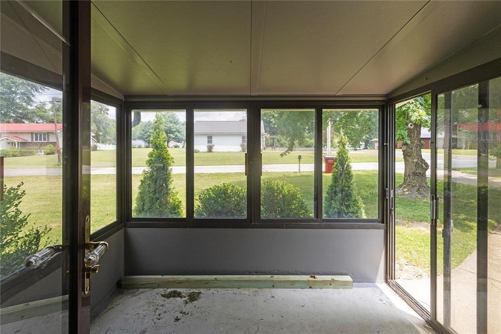 913 Roncelli Road Lexington, MO 64067 - Photo 7 of 32