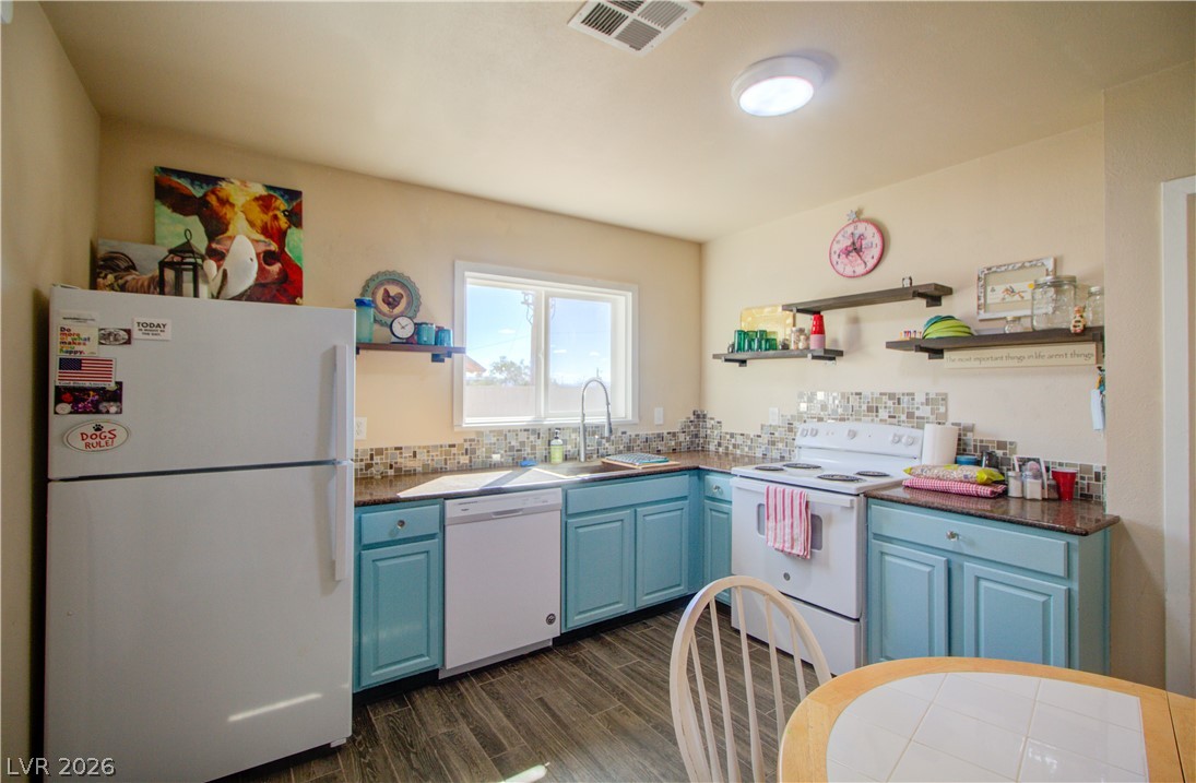 533 Date Street Boulder City, NV 89005 - Photo 6 of 15