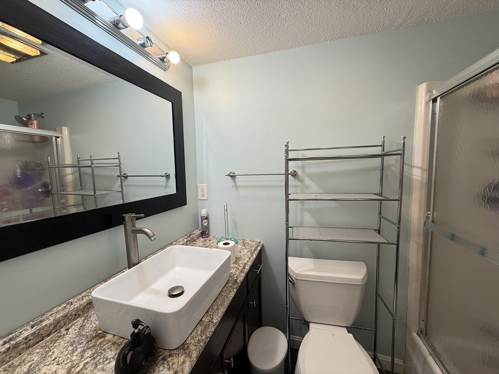 255 North Road, Unit 70 Chelmsford, MA 01824 - Photo 14 of 25