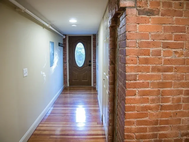 $3,250 | 6 A School Street, Unit 6A, Plymouth, MA 02360