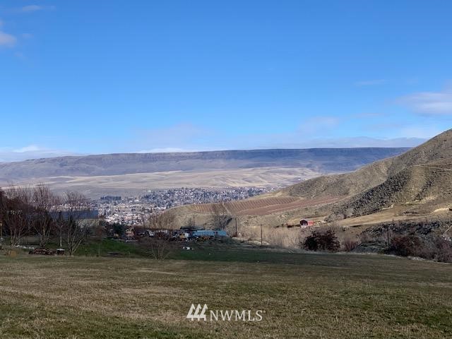 2645 Methow Street Wenatchee, WA 98801 - Photo 12 of 13