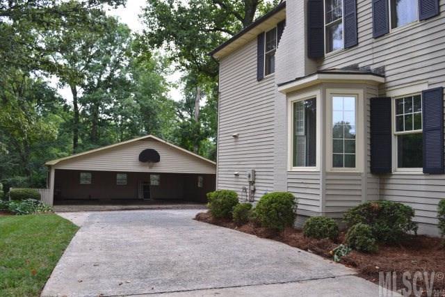 225 Riverside Drive Morganton, NC 28655 - Photo 2 of 25 Gallery Image 2