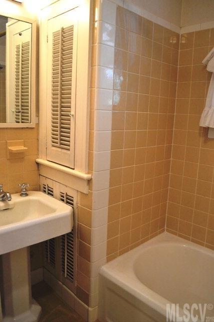 225 Riverside Drive Morganton, NC 28655 - Photo 10 of 25 Gallery Image 10