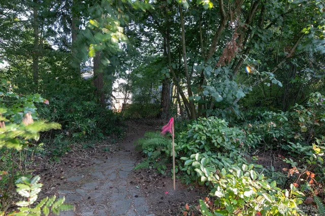 $550,000 | 0 1st Avenue Northeast, Seattle, WA 98133
