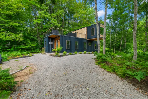 $450,000 | 9500 Wilamont Circle, Mancelona, MI 49659