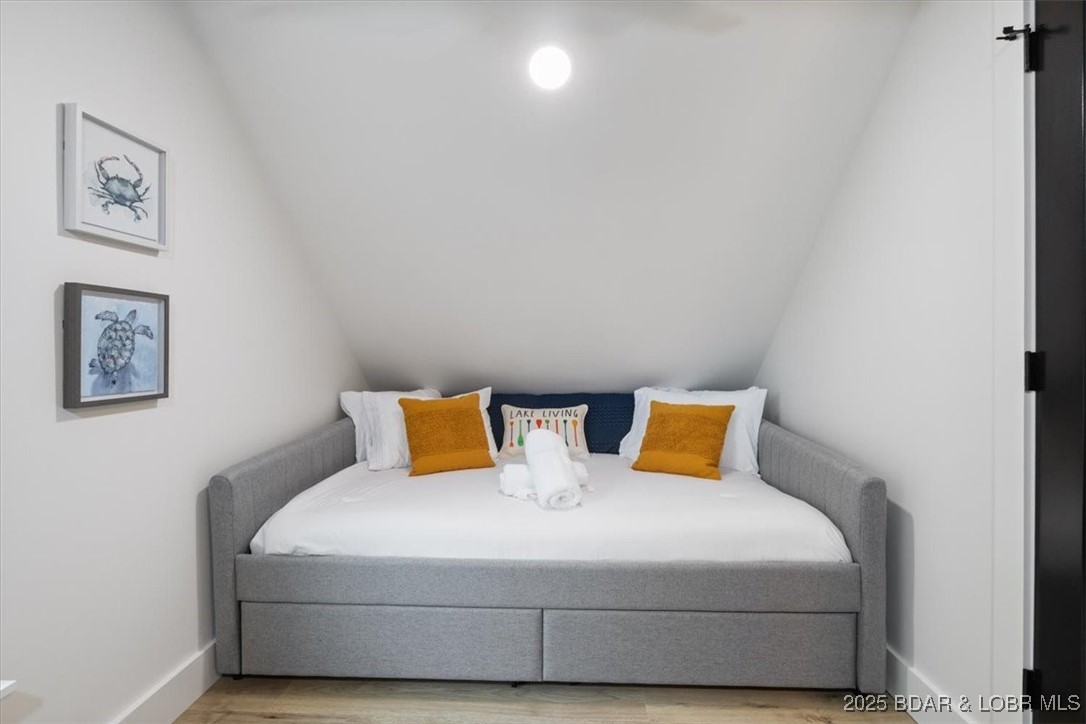 1934 Bluffview Point Osage Beach, MO 65065 - Photo 33 of 64