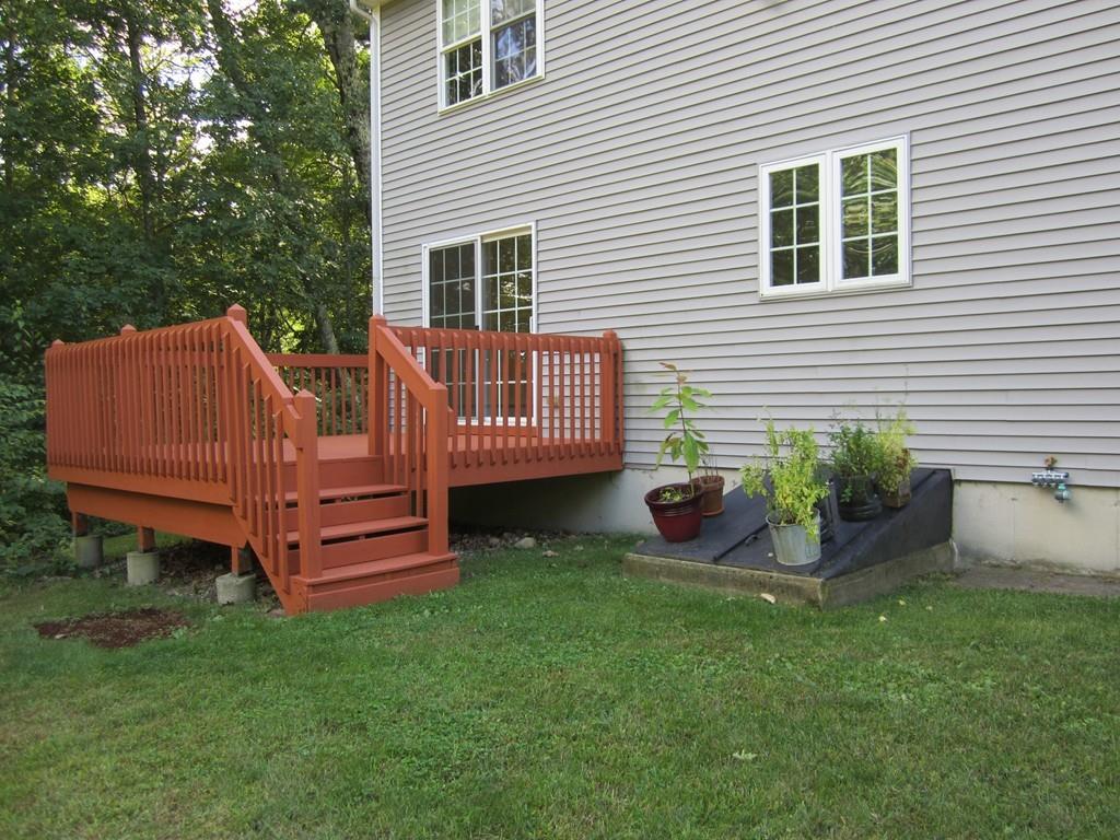 139 East Charlton Road Spencer, MA 01562 - Photo 2 of 12 Gallery Image 2