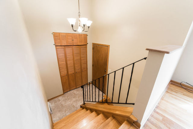 1013-1015 Sharon Drive DeKalb, IL 60115 - Photo 14 of 20