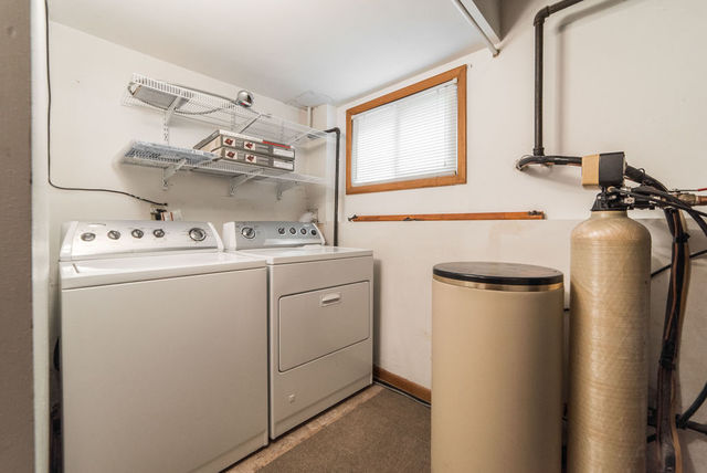 1013-1015 Sharon Drive DeKalb, IL 60115 - Photo 18 of 20