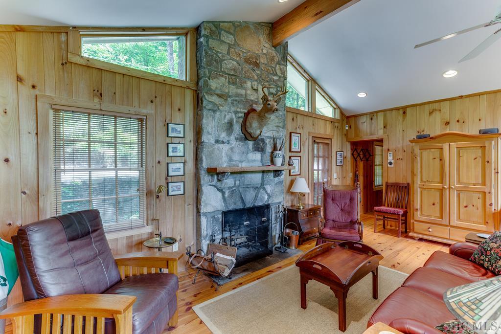 191 Sequoyah Ridge Road Highlands, NC 28741 - Photo 11 of 43 Gallery Image 11