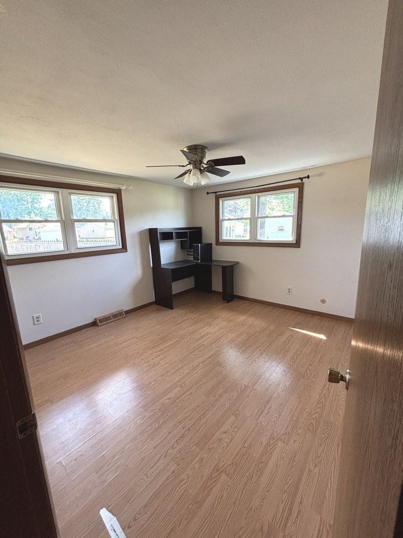 5310 12th Avenue Moline, IL 61265 - Photo 24 of 26
