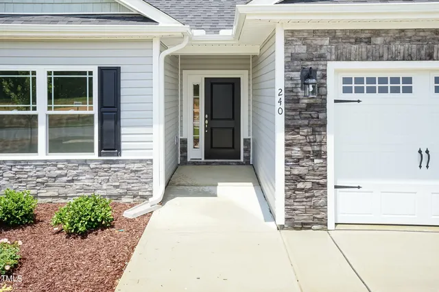 $344,400 | 11 Northwood Drive, Fuquay-Varina, NC 27526