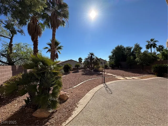 $2,945 | 3224 Bishop Pine Street, Las Vegas, NV 89129