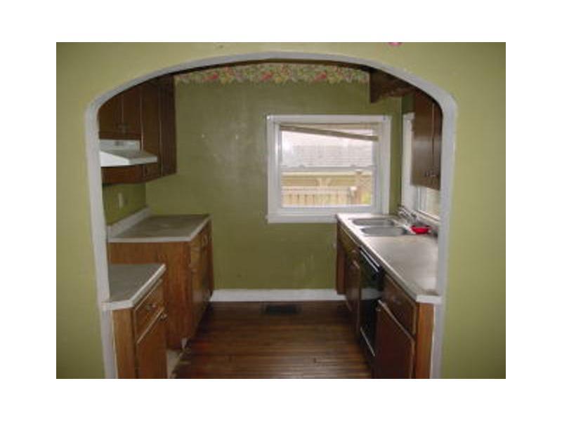 3104 South Rural Street Indianapolis, IN 46237 - Photo 2 of 5 Gallery Image 2