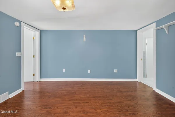 $325,000 | 2803 Wellington Avenue, Rotterdam, NY 12306