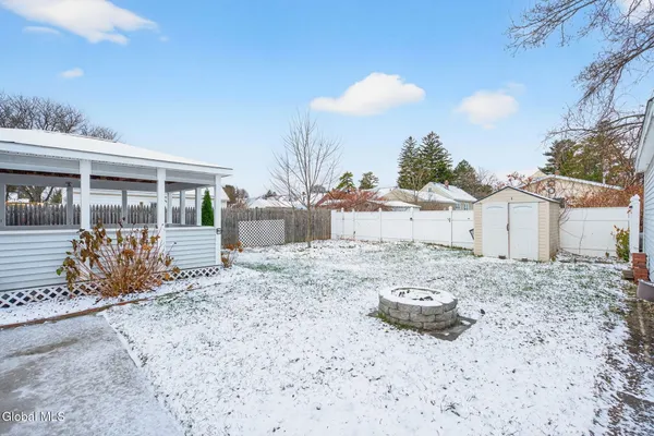 $325,000 | 2803 Wellington Avenue, Rotterdam, NY 12306