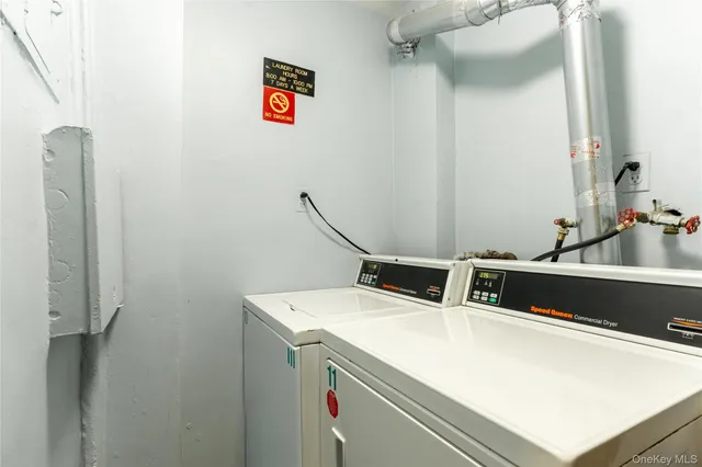 a close view of sink and tap