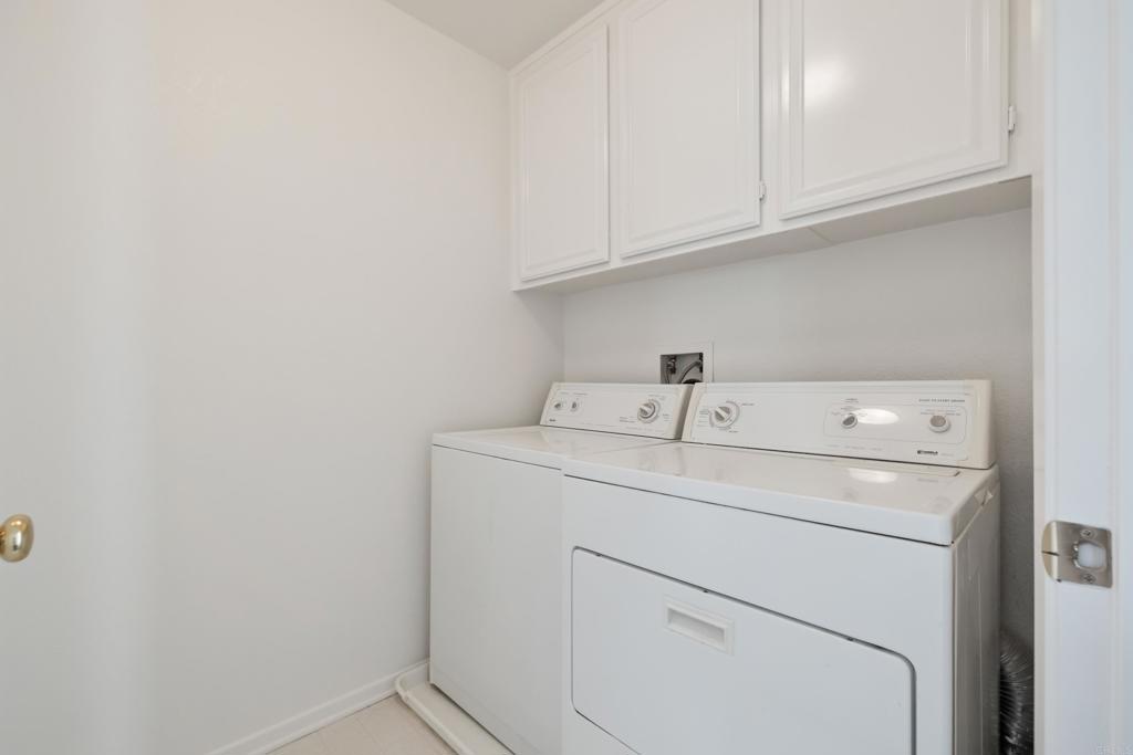 424 Dakota Way Oceanside, CA 92056 - Photo 19 of 31 a utility room with dryer and washer