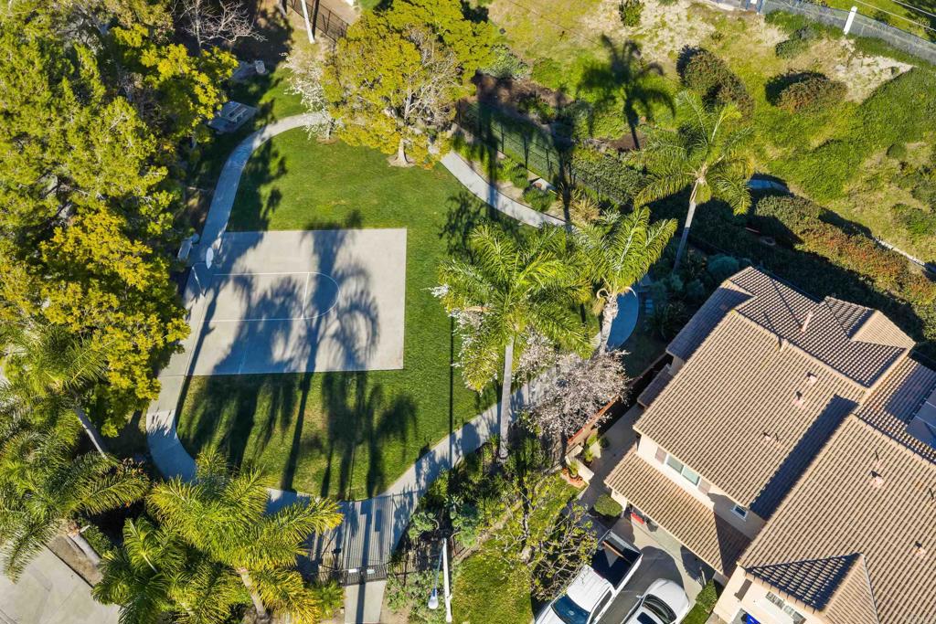 424 Dakota Way Oceanside, CA 92056 - Photo 29 of 31 an aerial view of a house