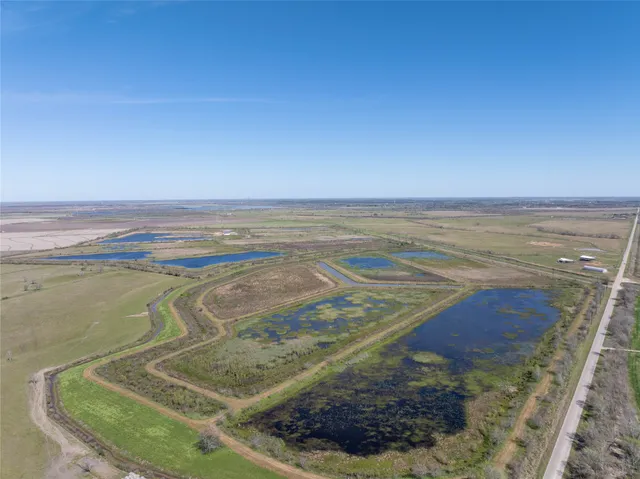 $3,600,000 | 13458 County Road 210, Danbury, TX 77534