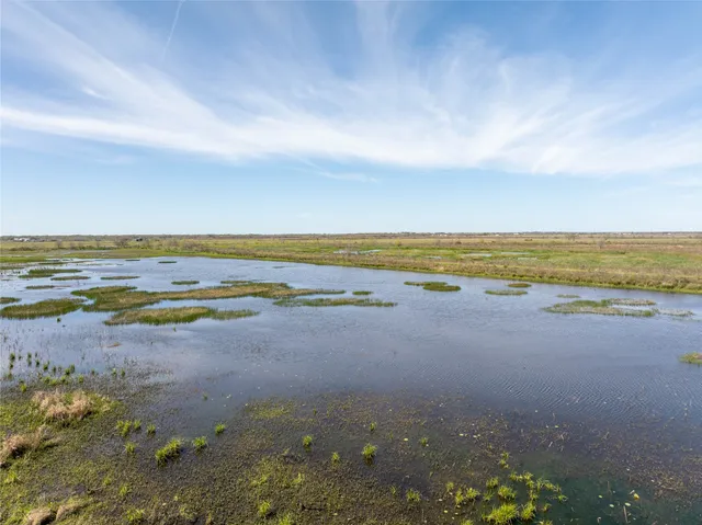 $3,600,000 | 13458 County Road 210, Danbury, TX 77534