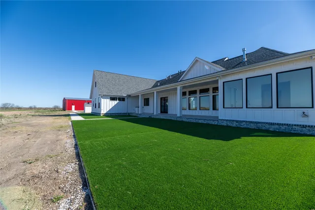 $3,600,000 | 13458 County Road 210, Danbury, TX 77534