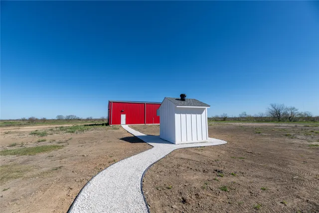 $3,600,000 | 13458 County Road 210, Danbury, TX 77534