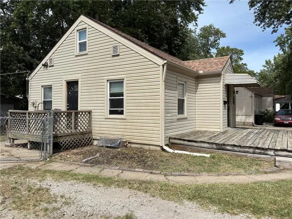 $125,000 | 230 South Huttig Avenue, Independence, MO 64053