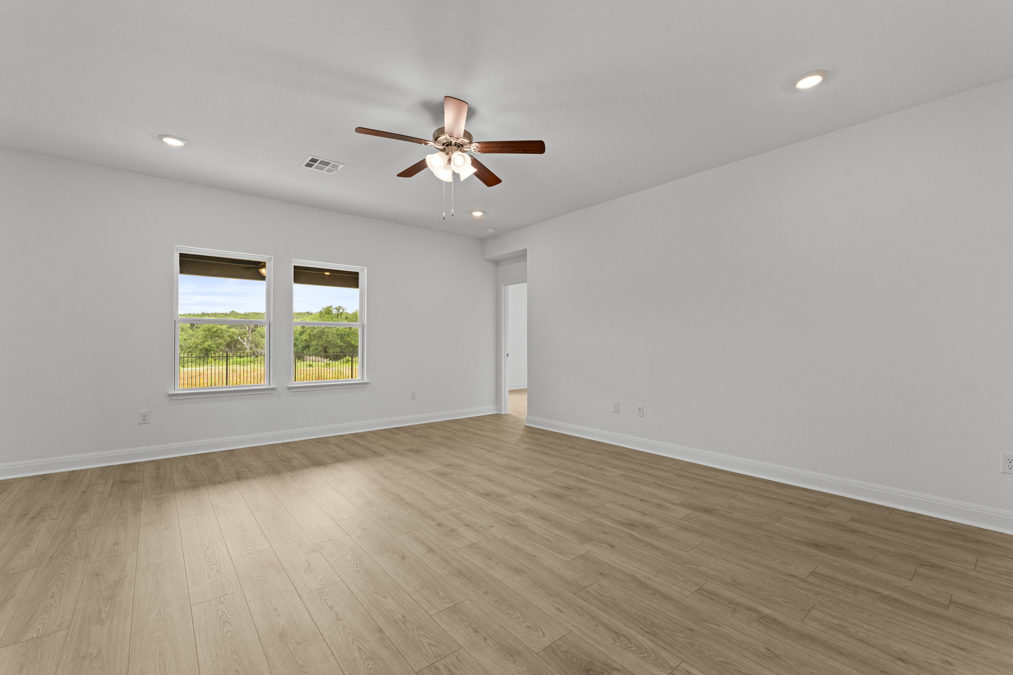 261 Rivers Edge Drive Georgetown, TX 78628 - Photo 8 of 30