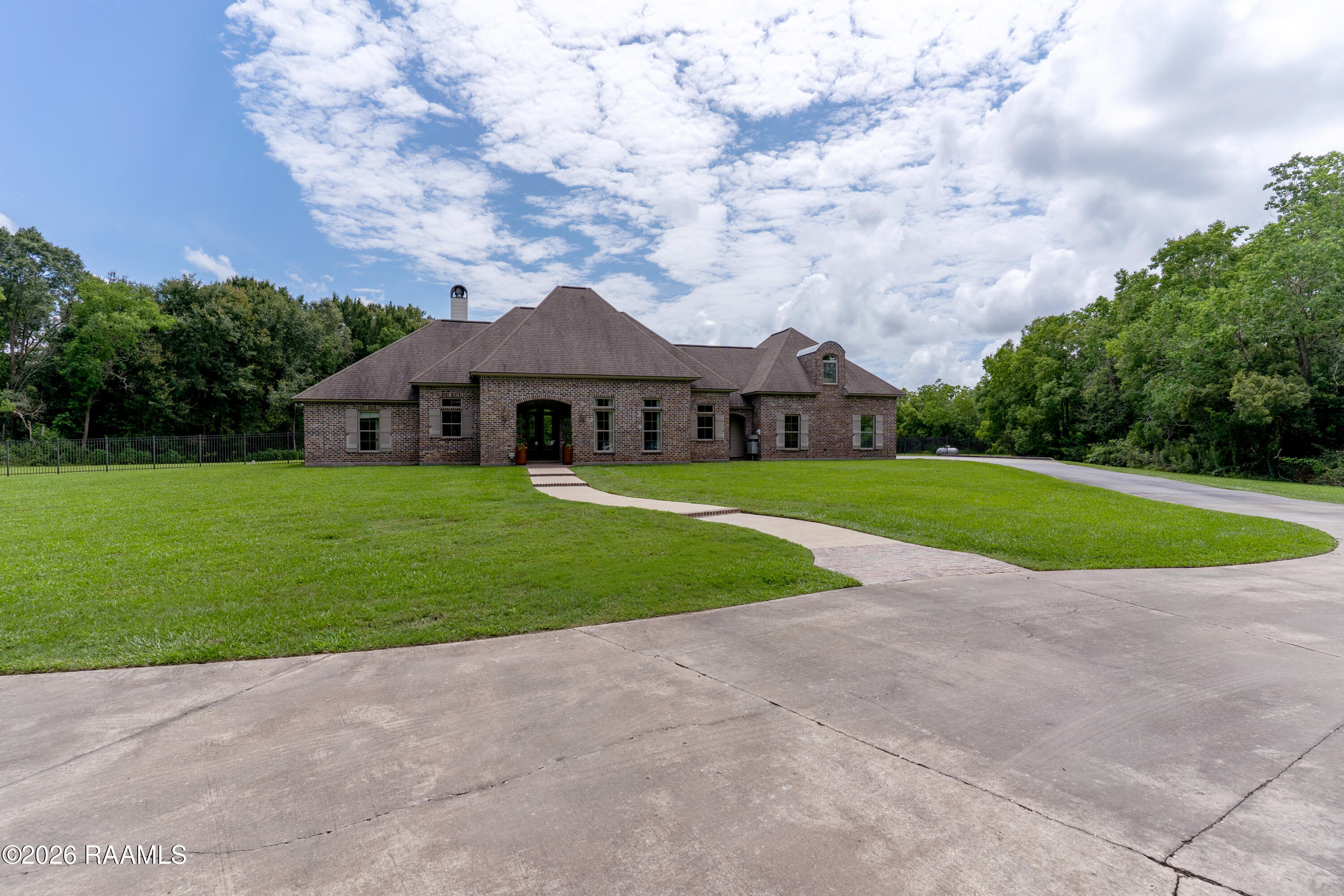 430 Fenetre Road Scott, LA 70583 - Photo 2 of 36 001.1Copy of JRM07646-HDR